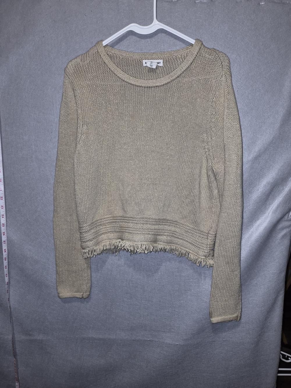 Artisan Ny Neutral Beige Fringed-Hem Crewneck Sweater